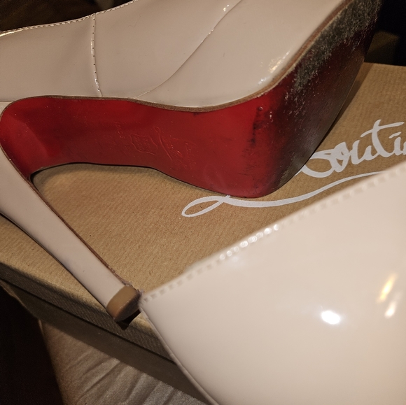 Christian Louboutin Very Privé 120 Peep-Toe Patent Leather Nude Pumps Size 37 - Picture 9 of 11